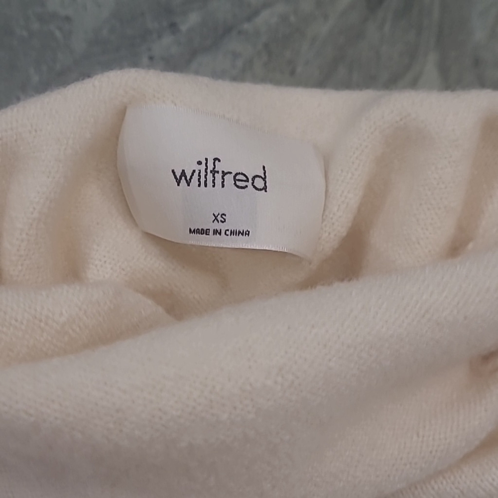 WILFRED ARITZIA WOMENS SOFT WOOL.SWEATER SIZE XS LIKE NEW - Picture 7 of 11